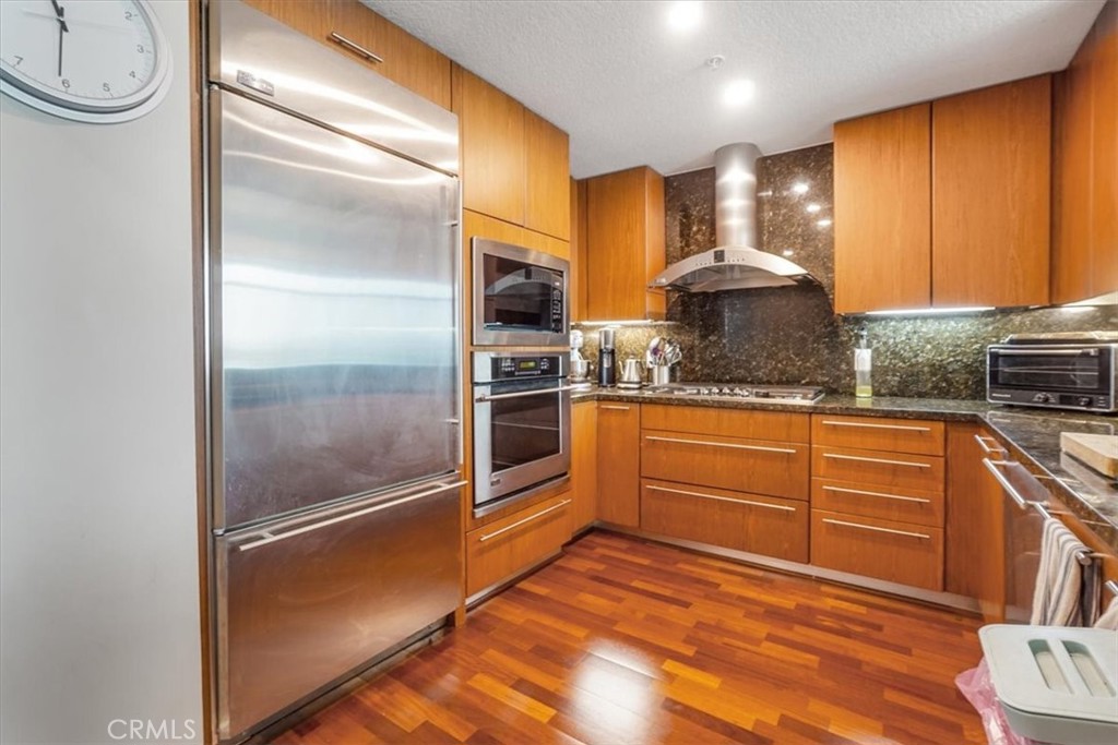 3141 Michelson Property Photo 6
