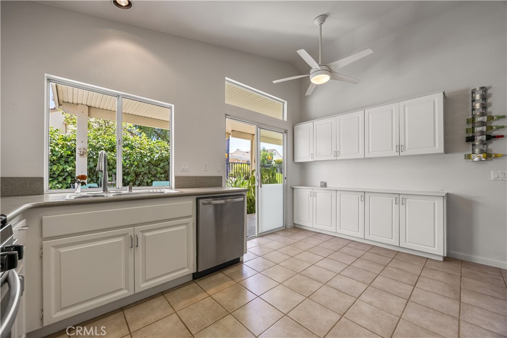 40276 Corte Delfin Property Photo 16