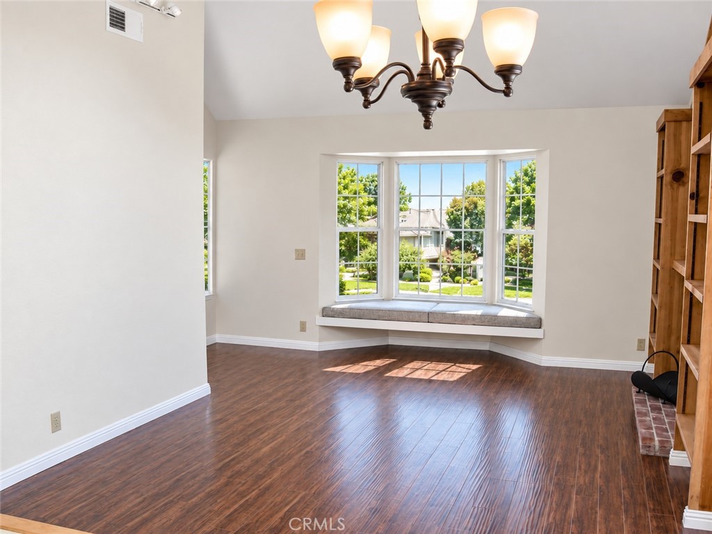 12 Spring Buck Property Photo 2