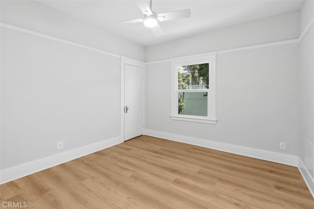 5062 Center Property Photo 21