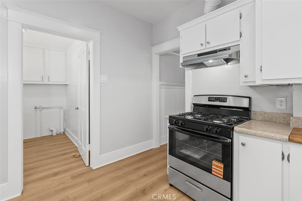 5062 Center Property Photo 24