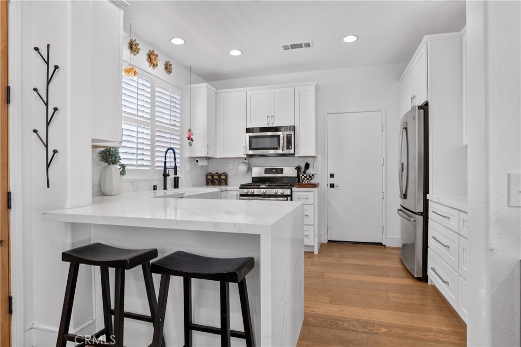 17 Woodcrest Property Photo 6