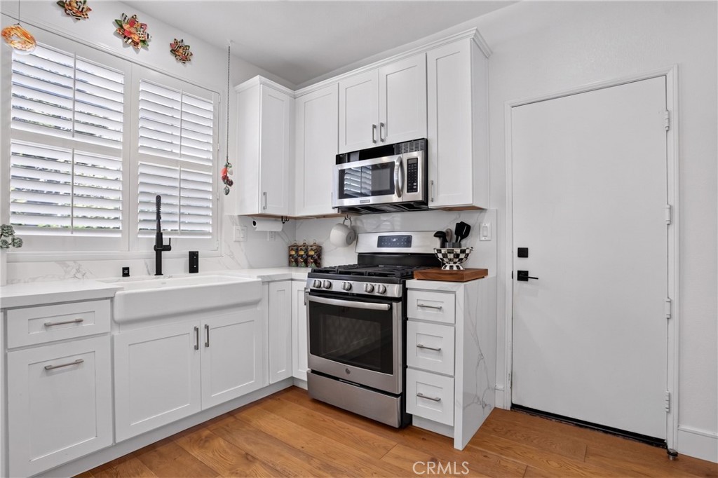 17 Woodcrest Property Photo 8