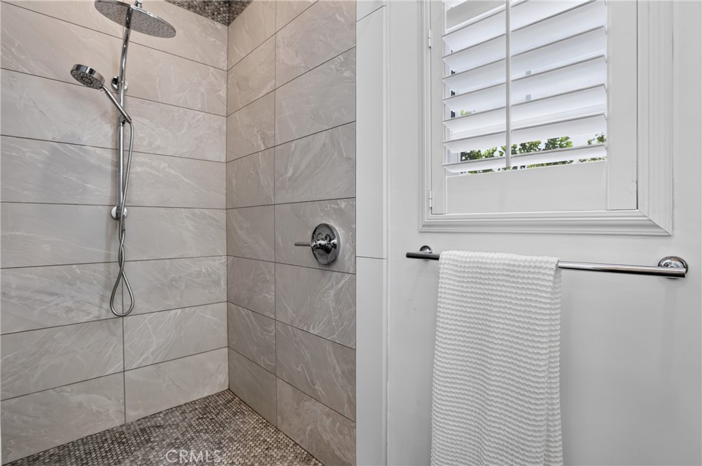 17 Woodcrest Property Photo 16