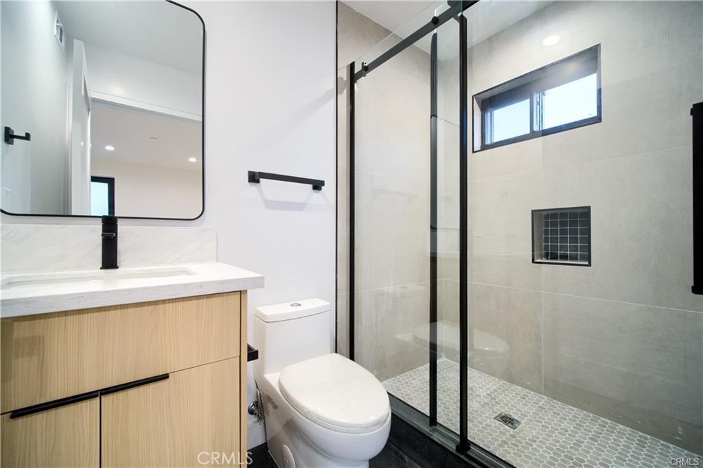 616 N Mariposa Ave Avenue Property Photo 45