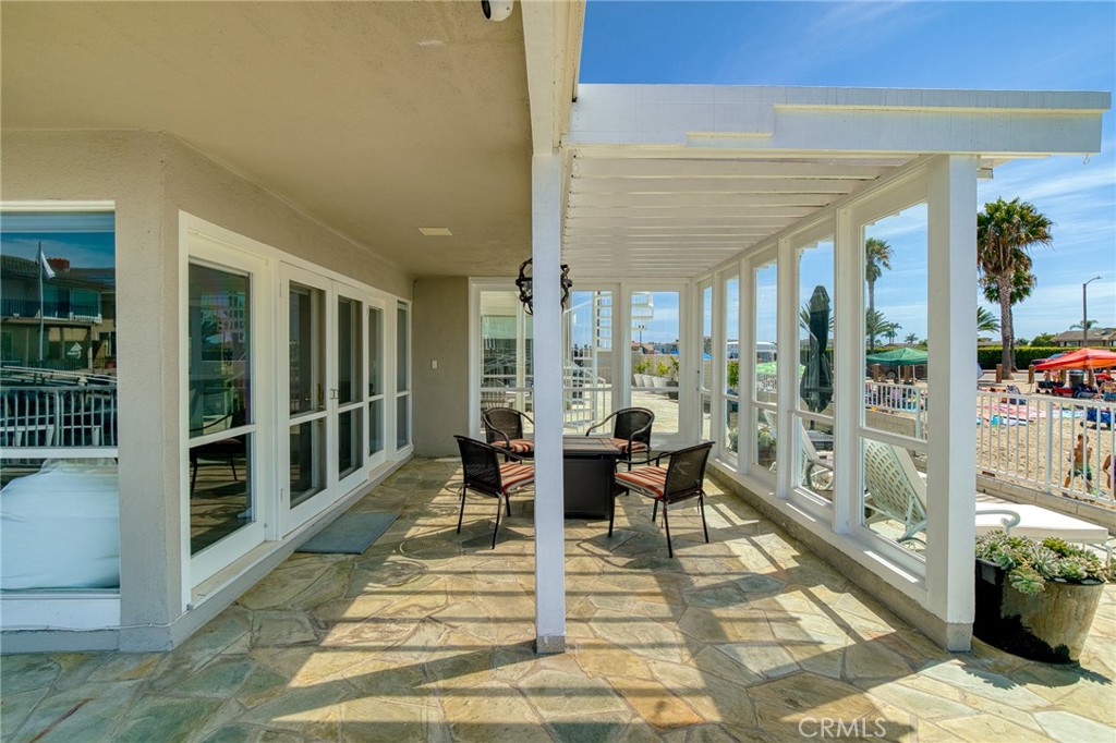4051 Davenport Property Photo 6
