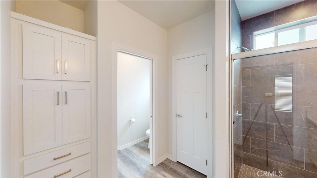 903 W 17th Street 24 Property Photo 21