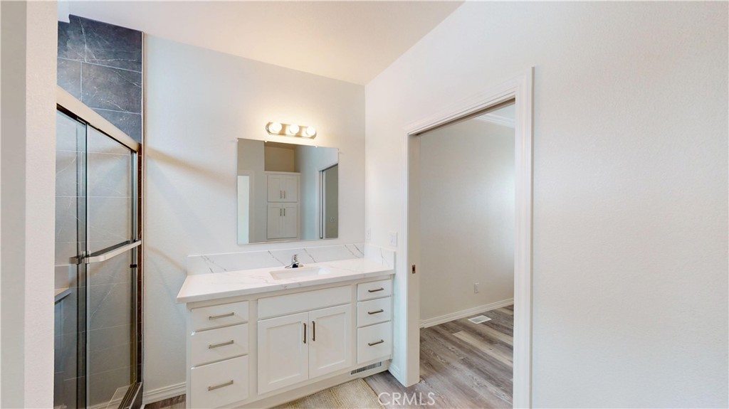 903 W 17th Street 24 Property Photo 22