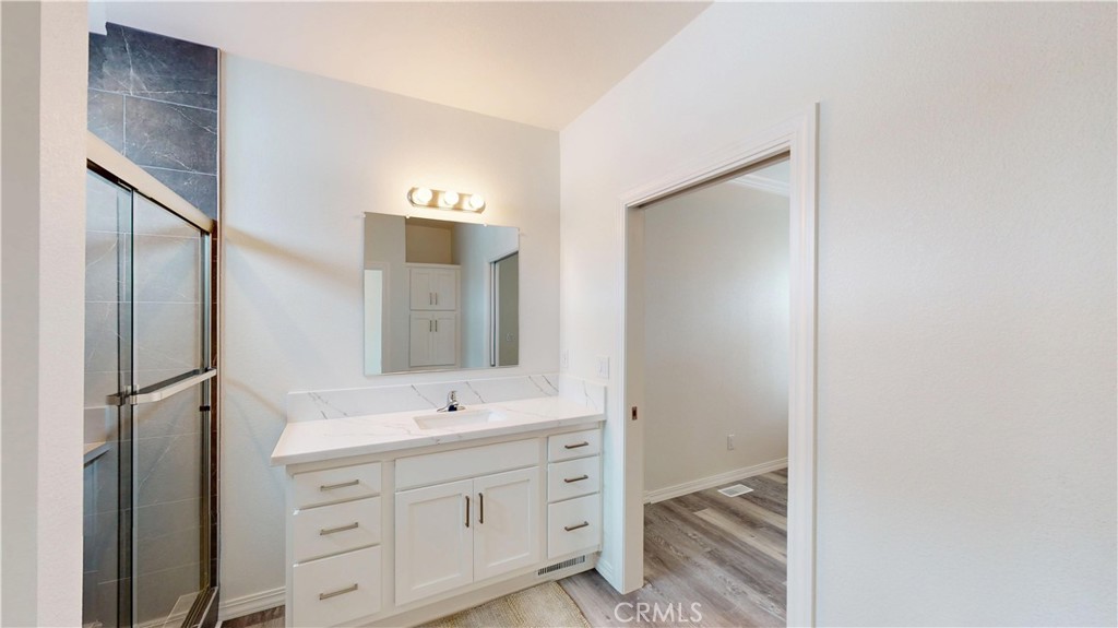 903 W 17th Street 24 Property Photo 22