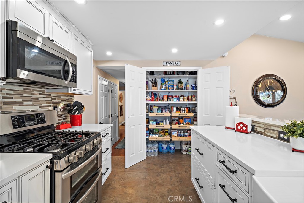 20712 Spindrift Lane Property Photo 11