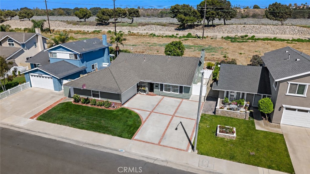 20712 Spindrift Lane Property Photo 38
