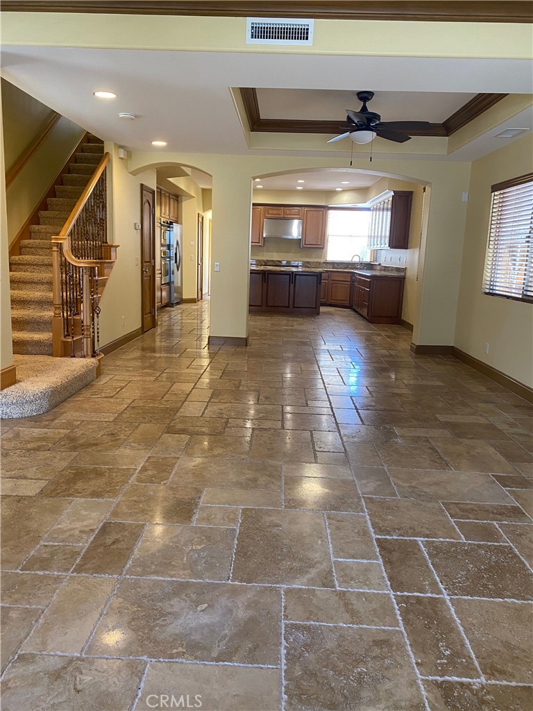 318 9th Street Property Photo 8