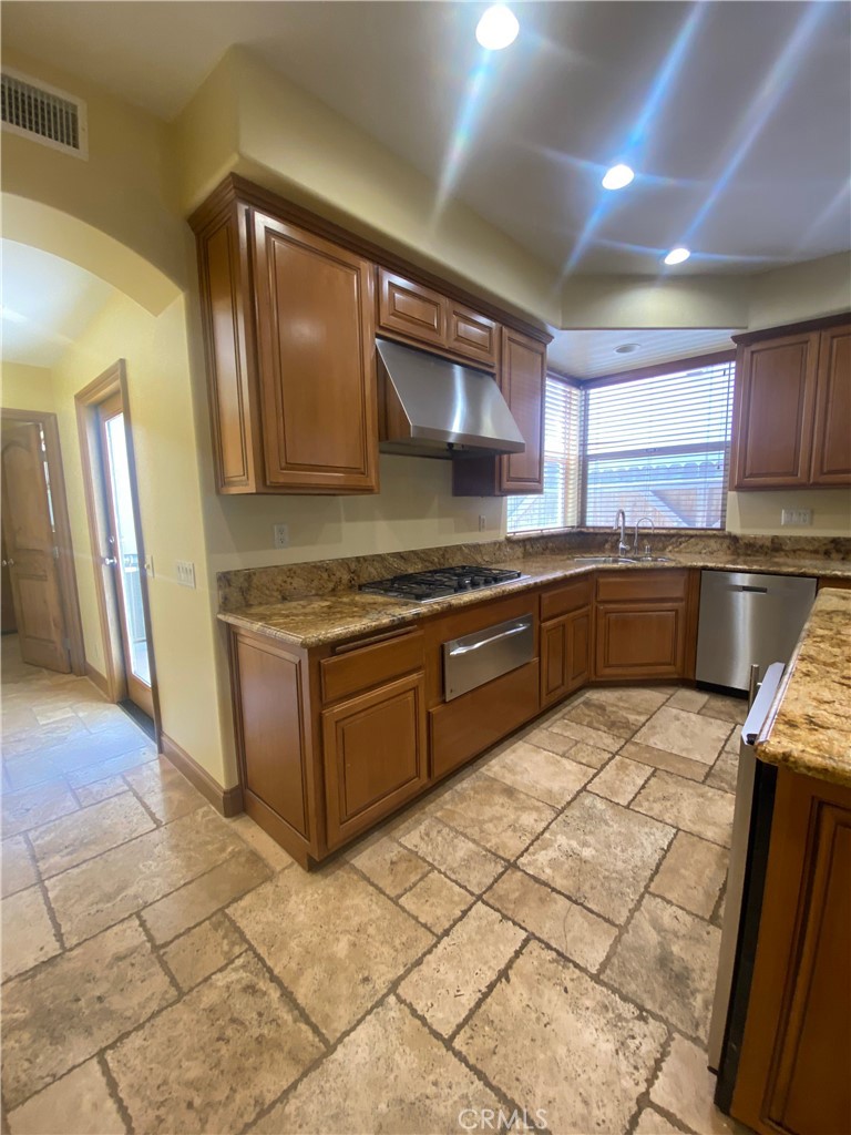 318 9th Street Property Photo 14