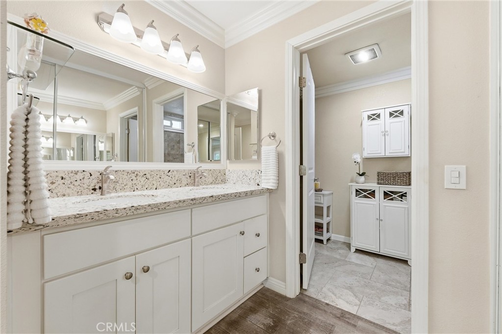 2355 Via Mariposa W 2c Property Photo 31