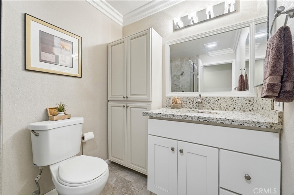 2355 Via Mariposa W 2c Property Photo 35