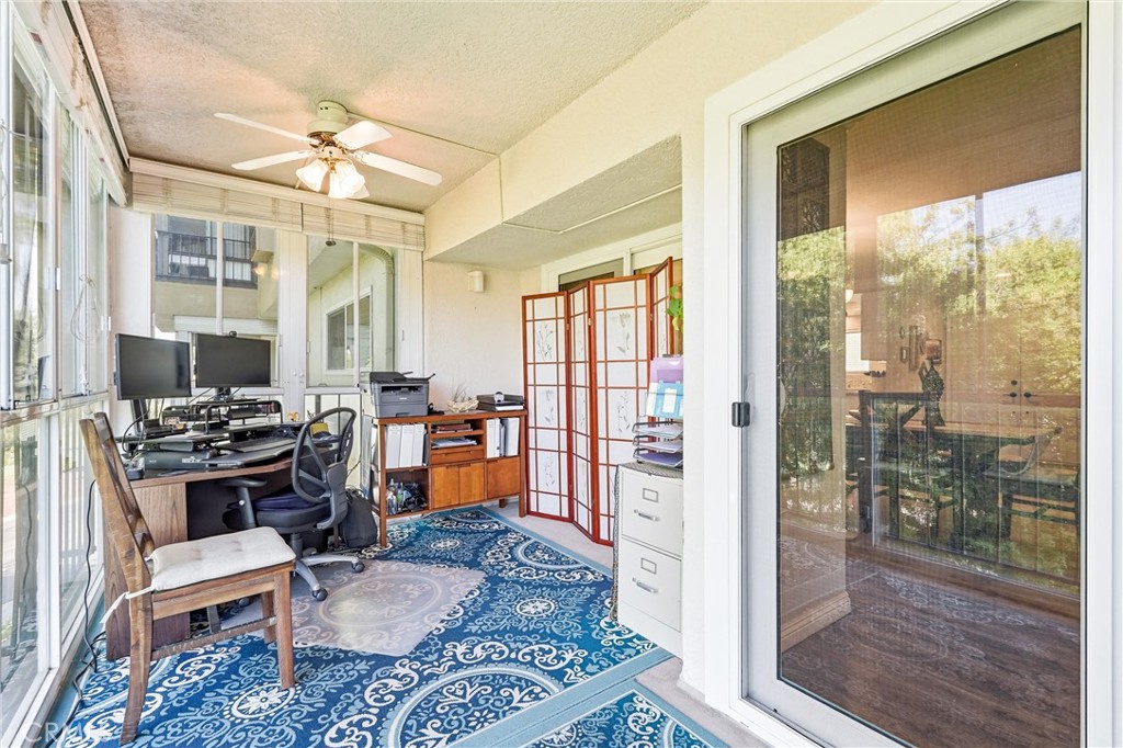 2355 Via Mariposa W 2c Property Photo 38