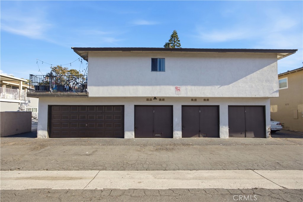 2337 E Omega Avenue Property Photo 4