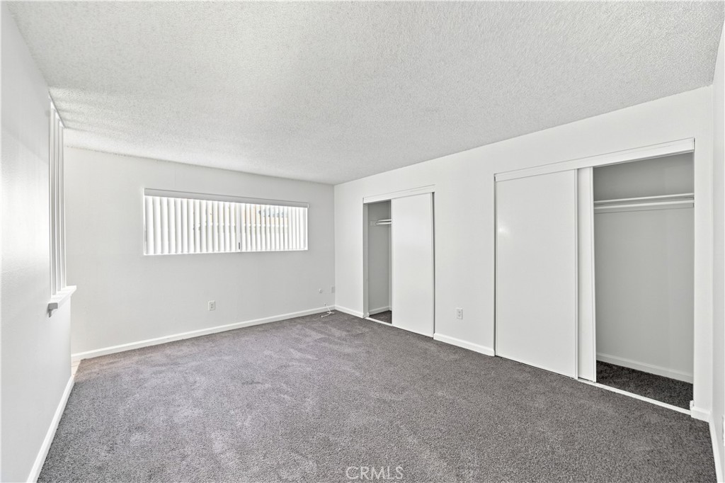 2337 E Omega Avenue Property Photo 8