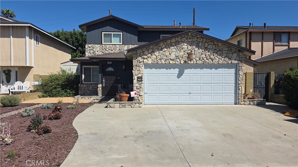 9840 Amsdell Property Photo 1