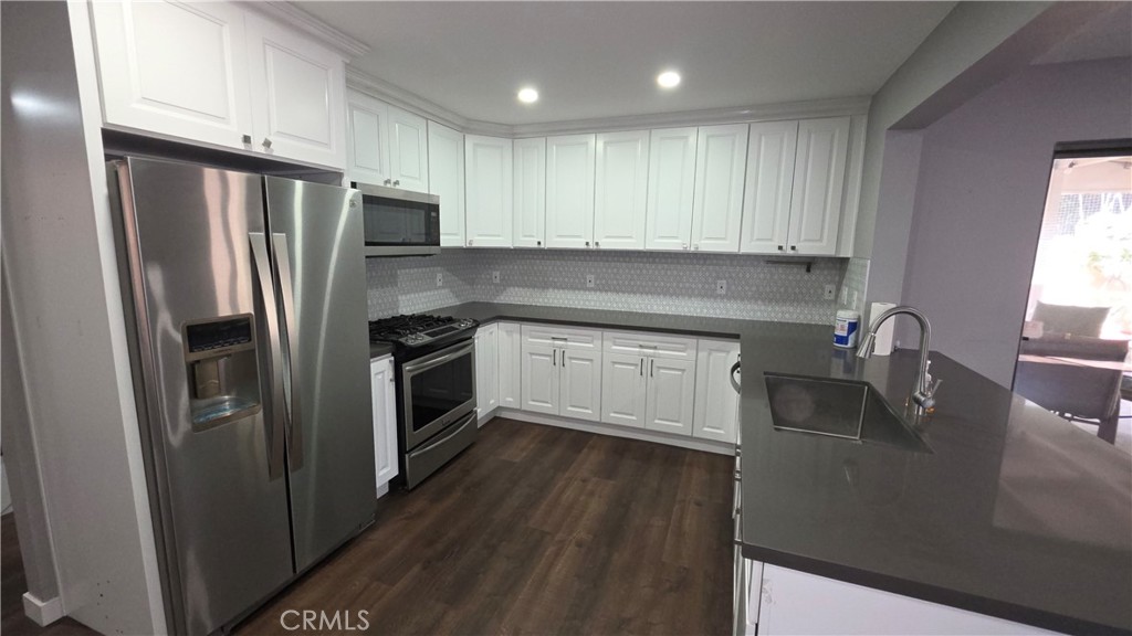 9840 Amsdell Property Photo 5