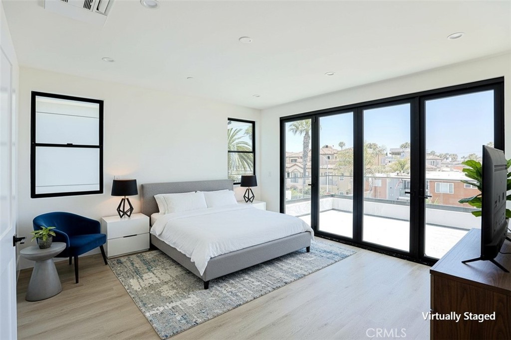 109 9th Property Photo 11