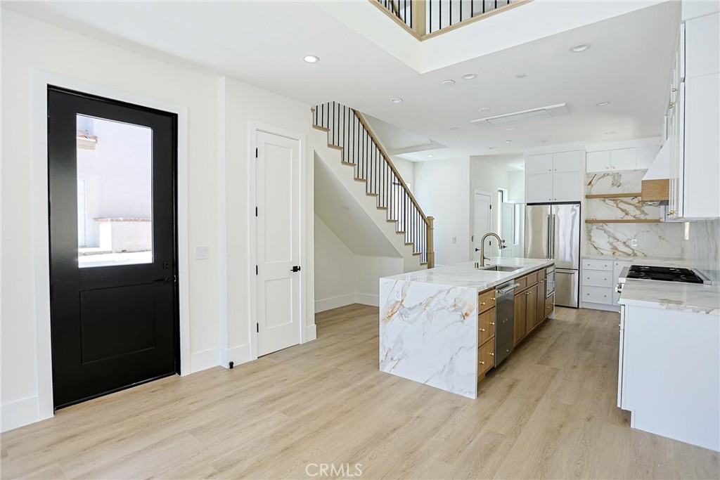 109 9th Property Photo 36