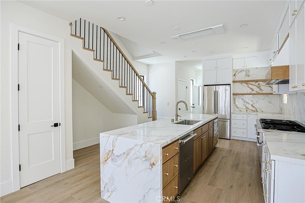 109 9th Property Photo 37