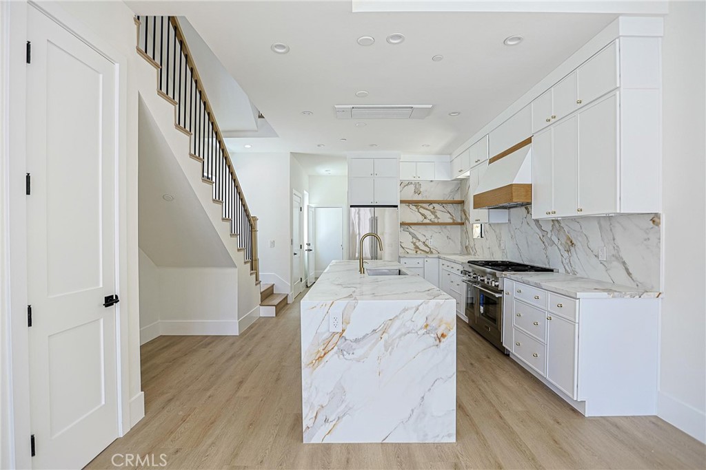 109 9th Property Photo 38