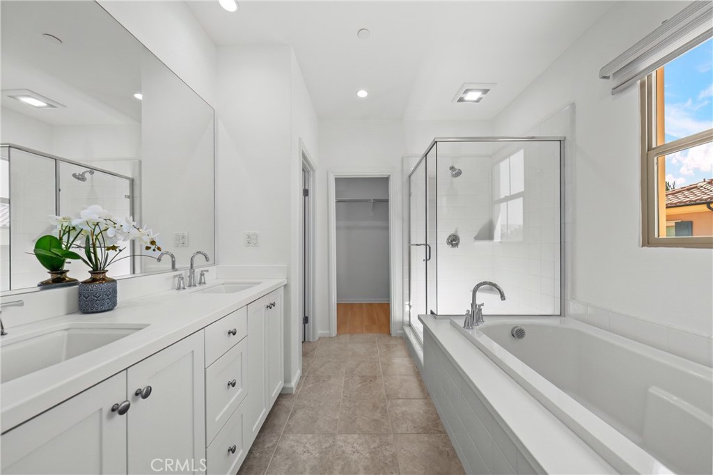 180 Frontier Property Photo 18