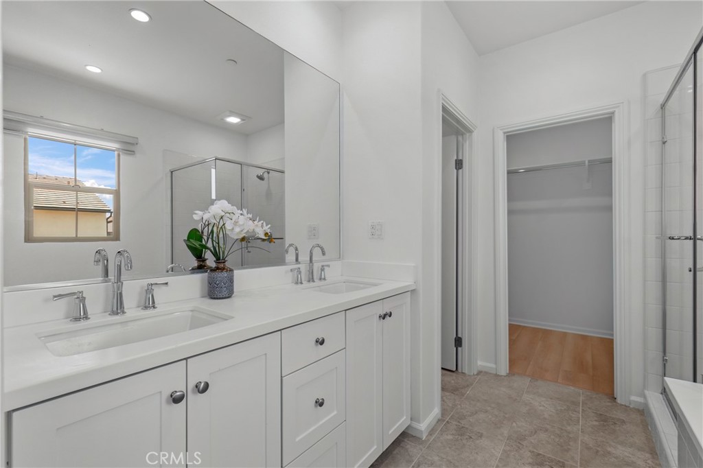 180 Frontier Property Photo 20