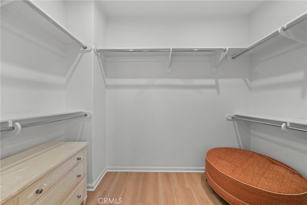 180 Frontier Property Photo 21