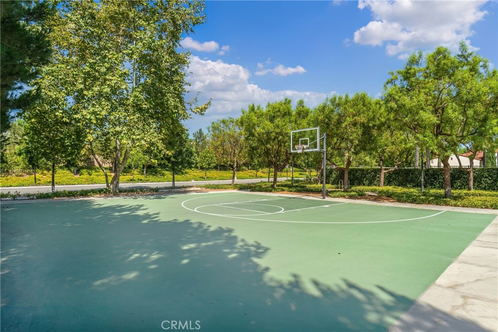 180 Frontier Property Photo 33