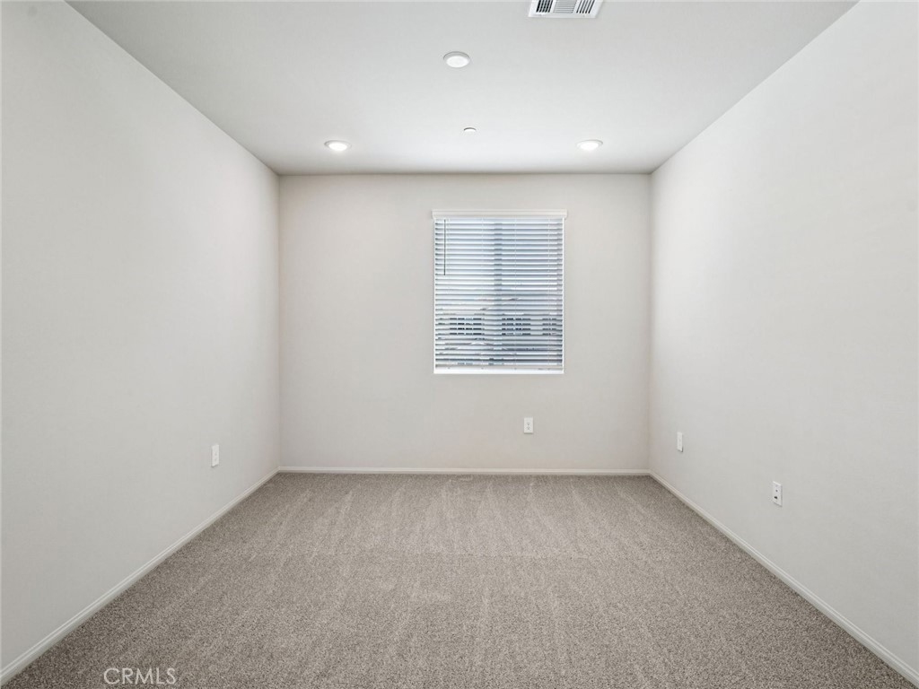31240 Mineral Way Property Photo 9