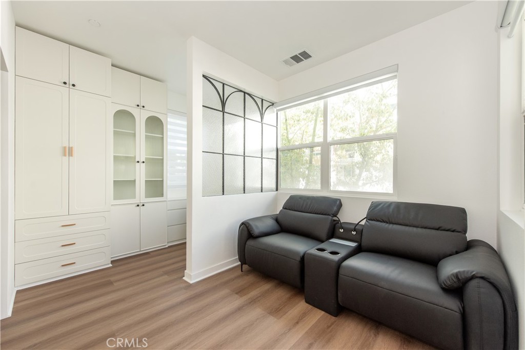2208 Synergy Property Photo 3