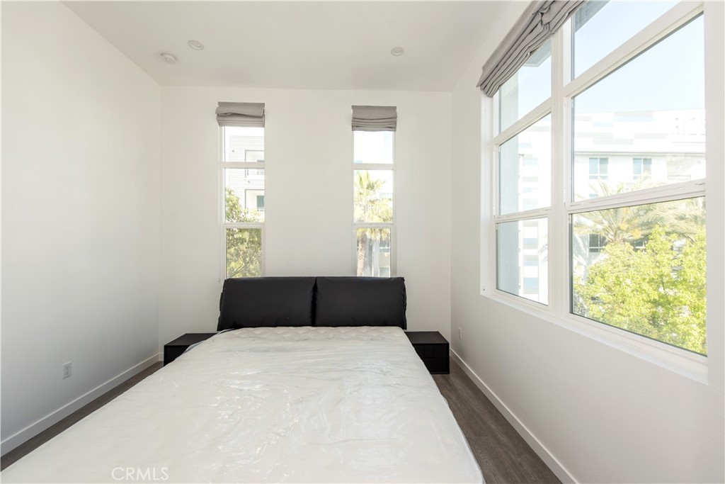 2208 Synergy Property Photo 11
