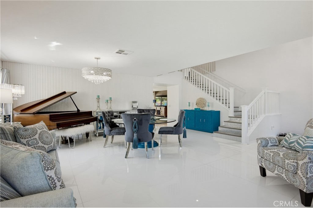 9237 Meadow Property Photo 10