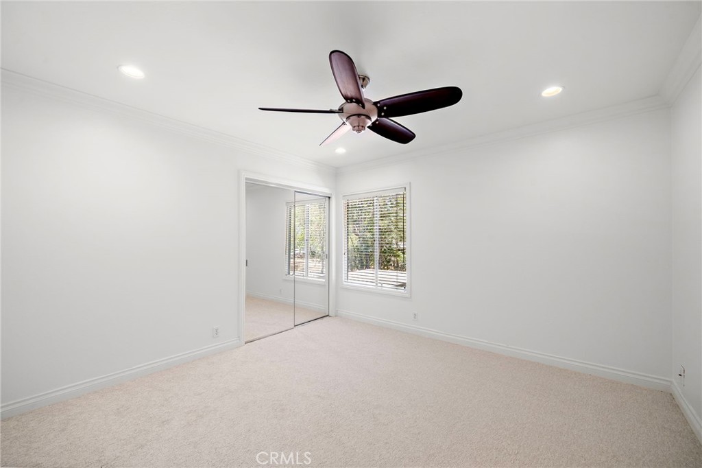 25072 Castlewood Property Photo 19