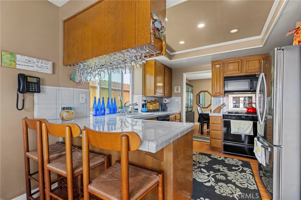 8472 Deepview Drive Property Photo 8