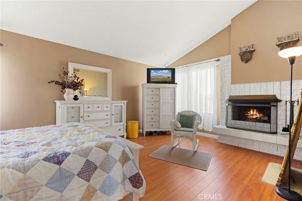 8472 Deepview Drive Property Photo 19