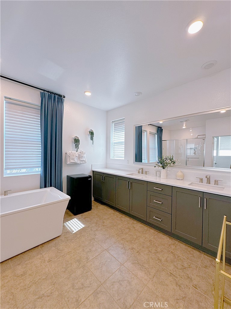 271 Tank Property Photo 17