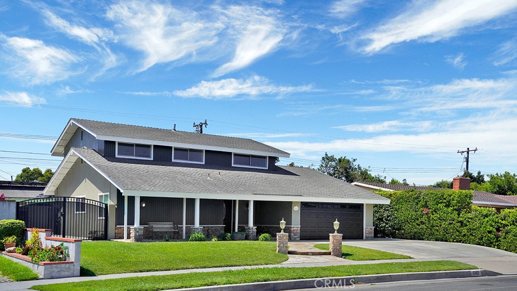 5062 Berkeley Property Photo