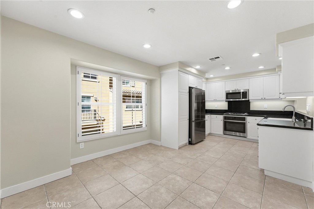 56 Modesto Property Photo 6