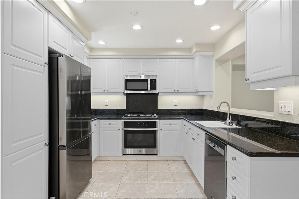 56 Modesto Property Photo 7