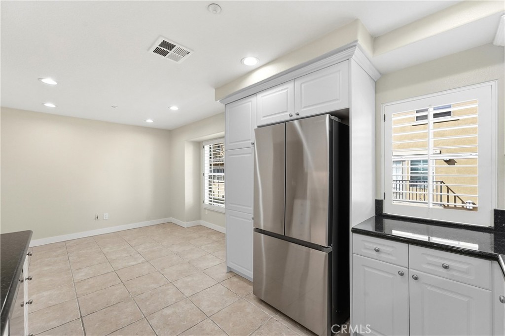56 Modesto Property Photo 9