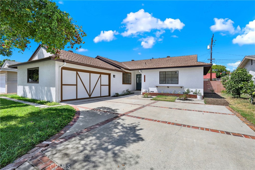 1777 W Siva Property Photo 1