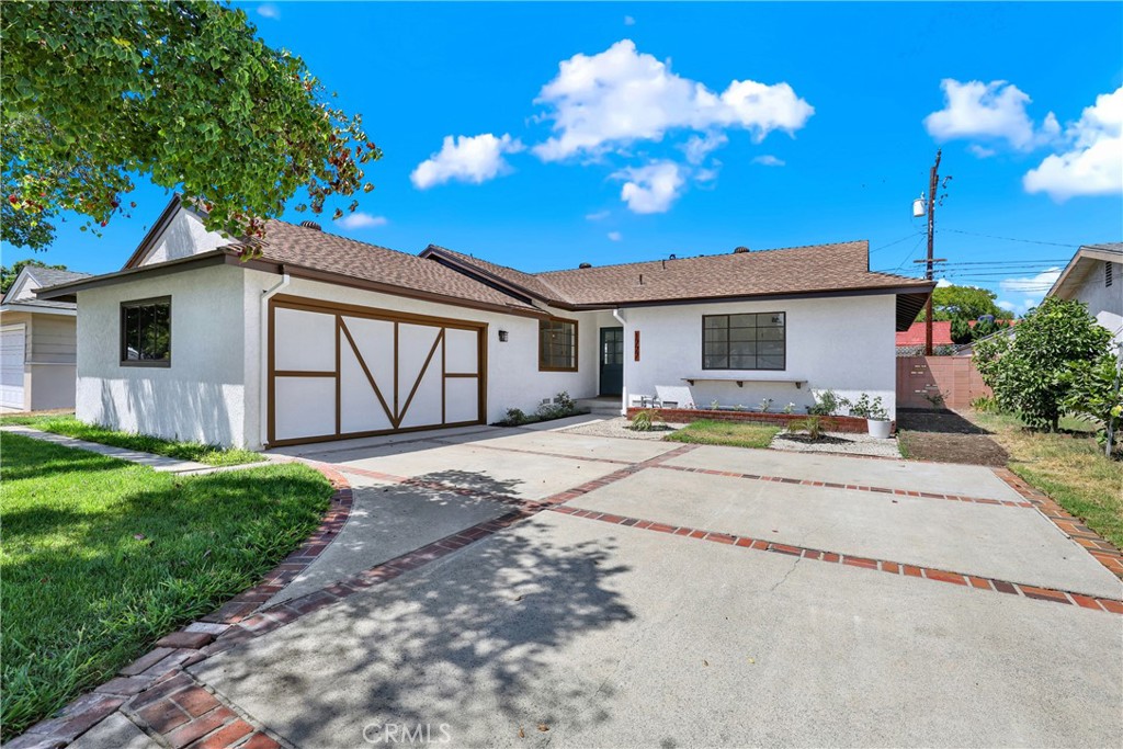 1777 W Siva Property Photo 1