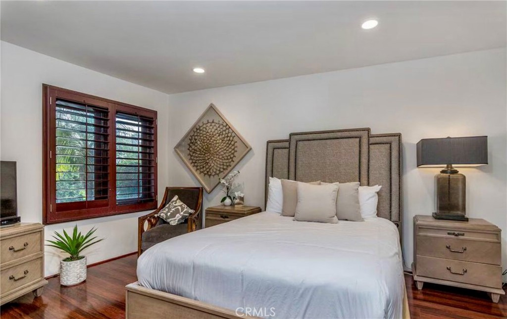8827 Evanview Property Photo 22