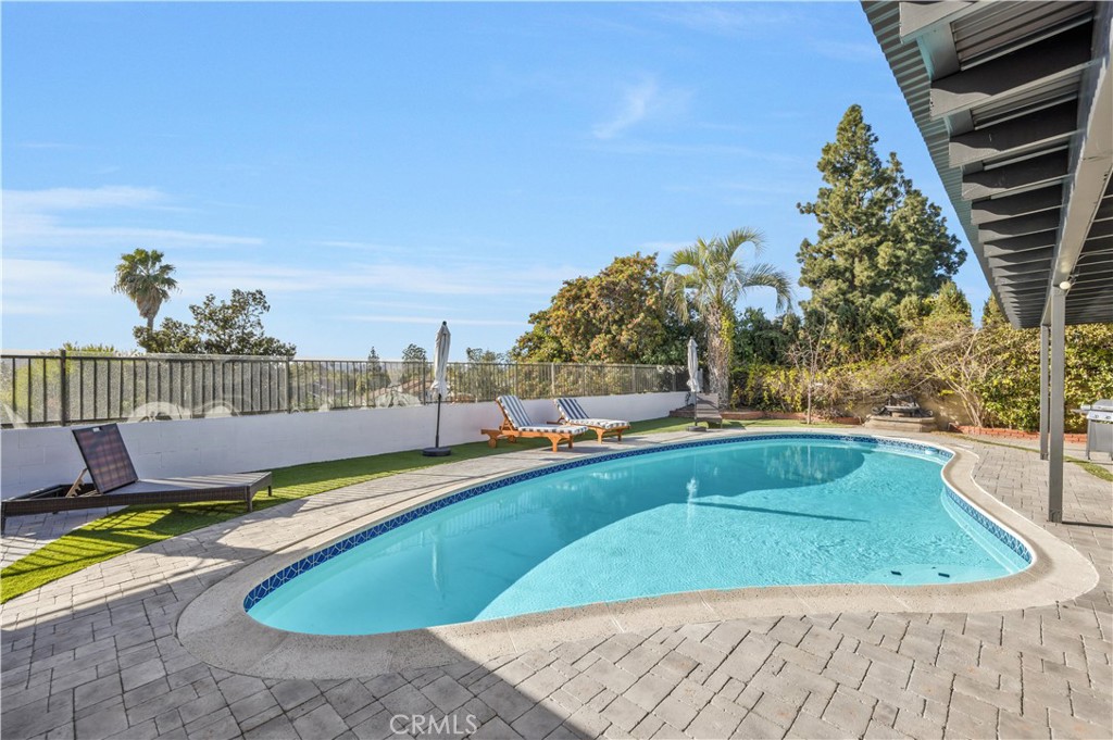 25266 Pacifica Property Photo 1