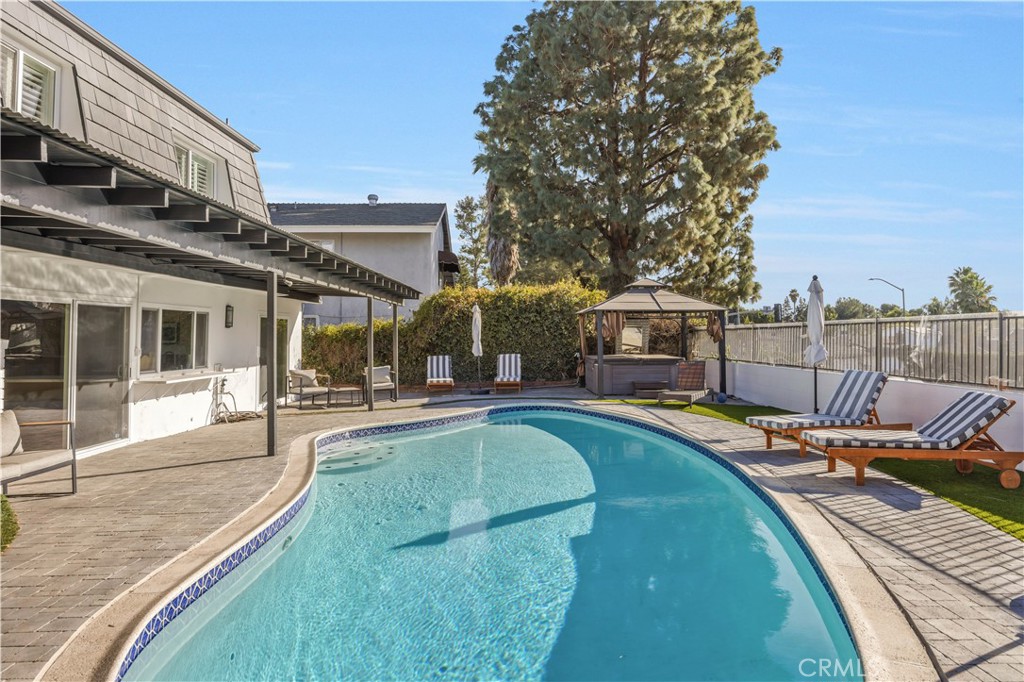 25266 Pacifica Property Photo 28