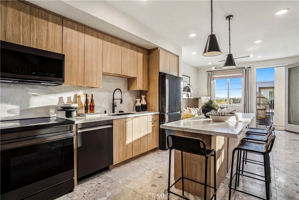 12721 Sky Place 8 Property Photo 4